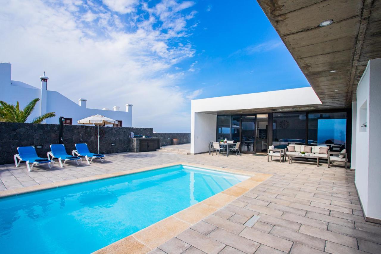 Eslanzarote Eco Villa Tony, Heated Pool, Jacuzzi, Sat Tv, Super Wifi La Costa Kültér fotó