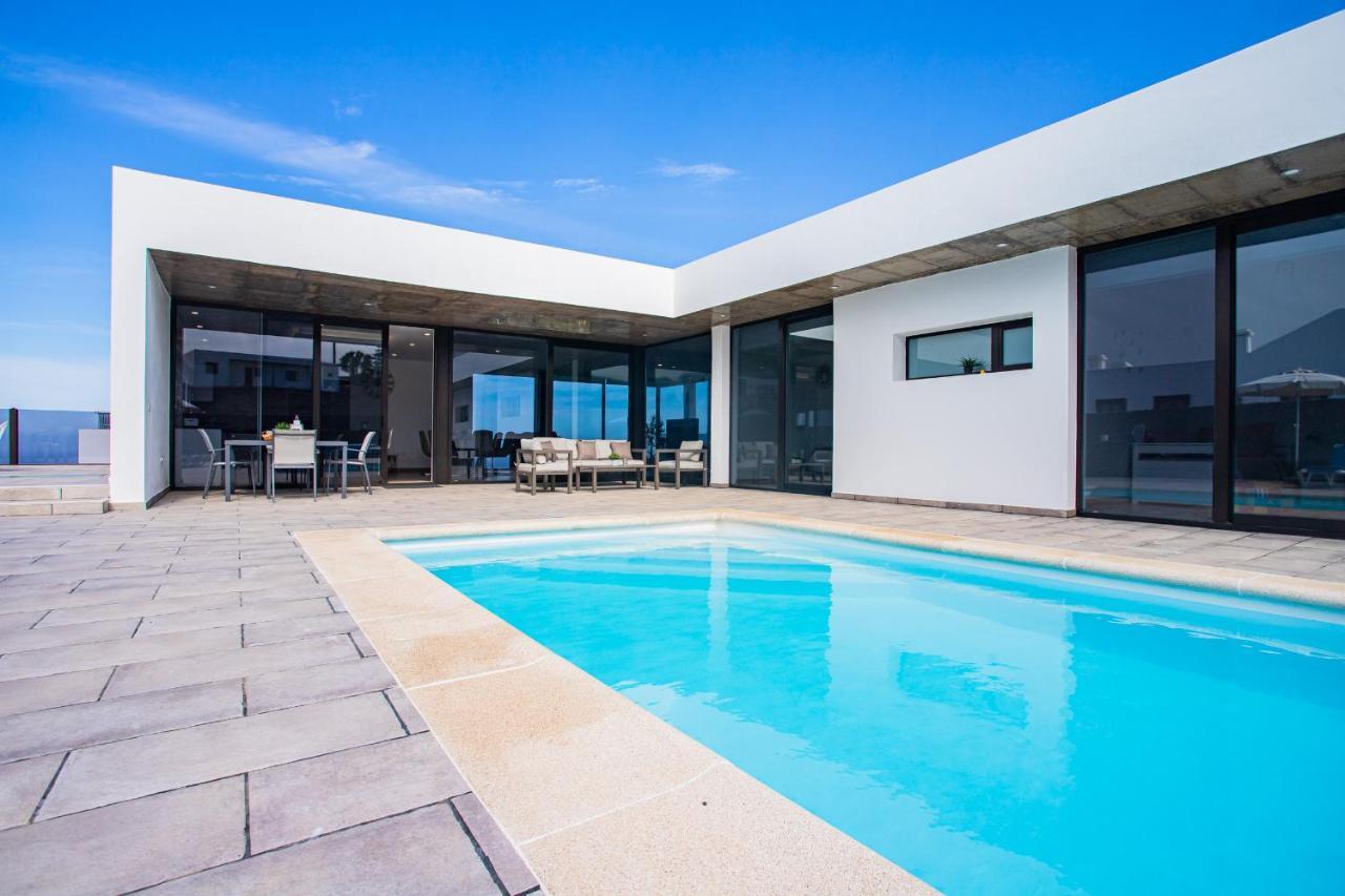 Eslanzarote Eco Villa Tony, Heated Pool, Jacuzzi, Sat Tv, Super Wifi La Costa Kültér fotó